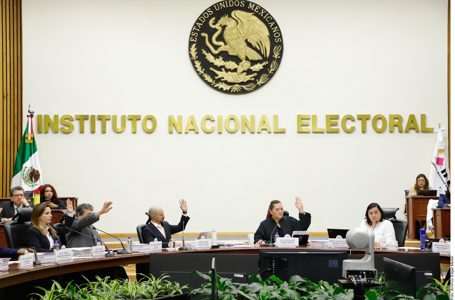 Pide INE 13 205 millones para elección judicial Luces del Siglo