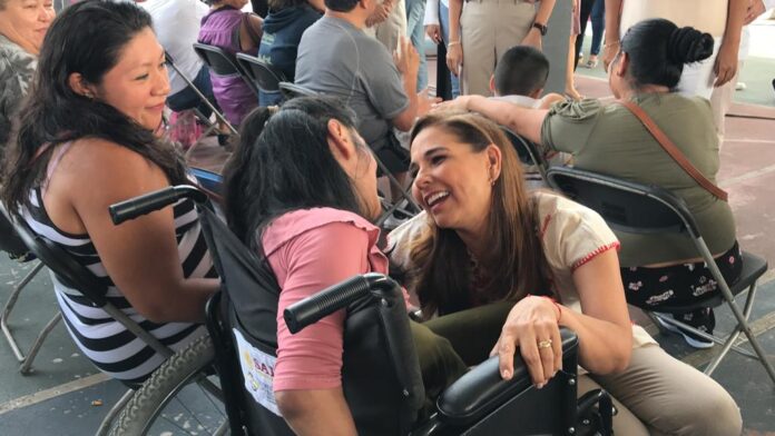 Estrenan en Quintana Roo pensión por discapacidad