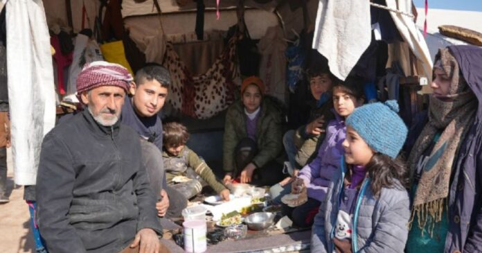 Casi un millón de desplazados por terremotos en Turquía