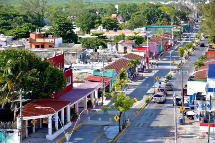 Exhortan a orden en Puerto Juárez