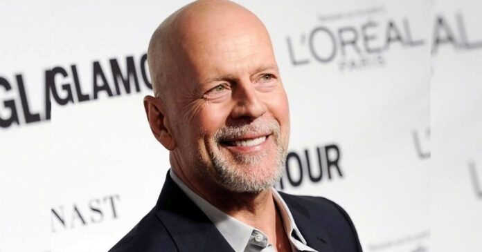 Reaparece Bruce Willis tras ser diagnosticado con demencia