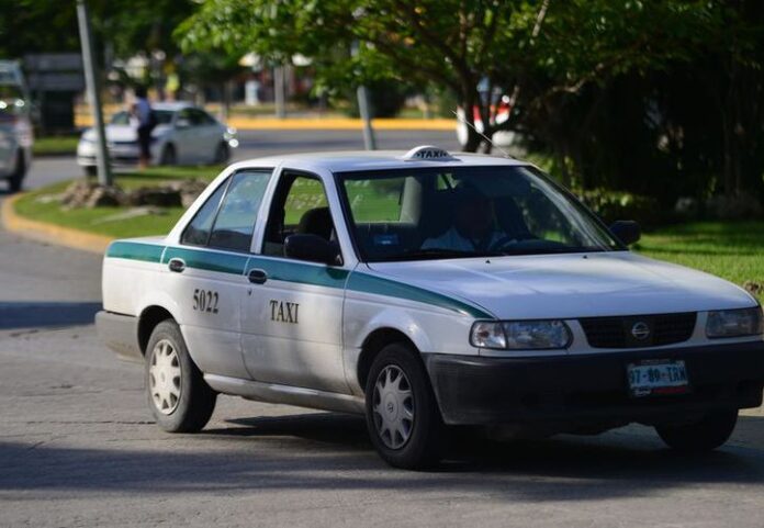 Taxis anteriores al año 2000 no serán refrendados