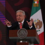 Dará México $11 mil a ecuatorianos y colombianos deportados