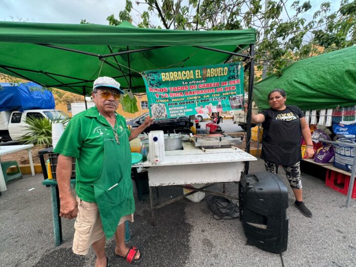 Bajan ventas en tianguis debido al calor