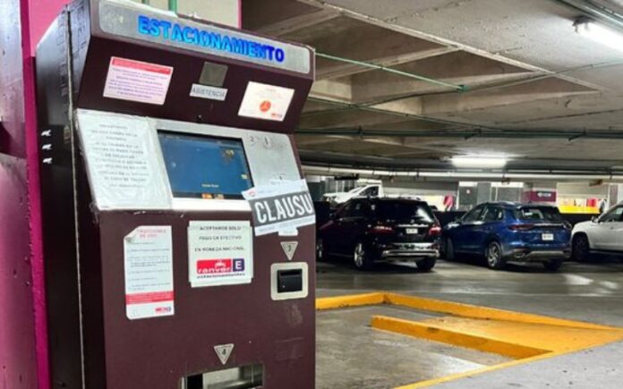 Vuelve a operar el estacionamiento de Plaza Las Américas