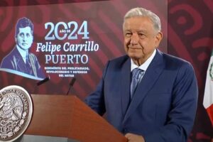 Acusa AMLO intervención de Estados Unidos en elección