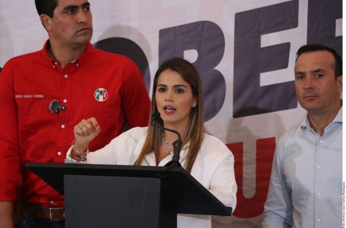 Sondea Lorena en redes revocación de Samuel García