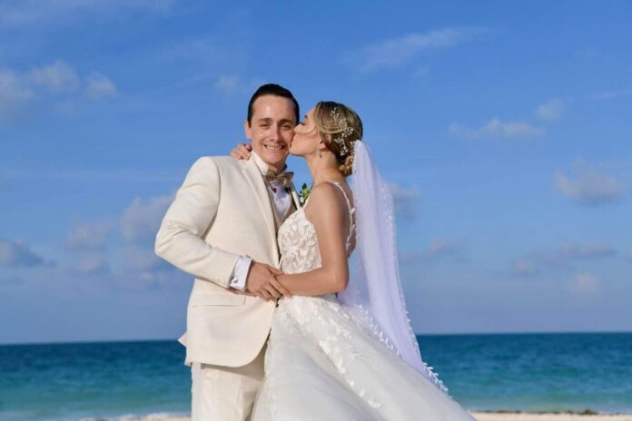 Cancún y Apodaca, dos alcaldes... dos bodas