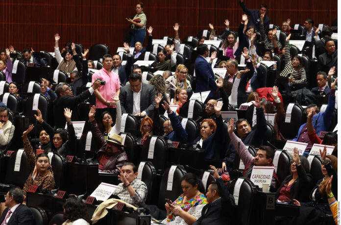 Concretan diputados pase de Guardia Nacional a Sedena