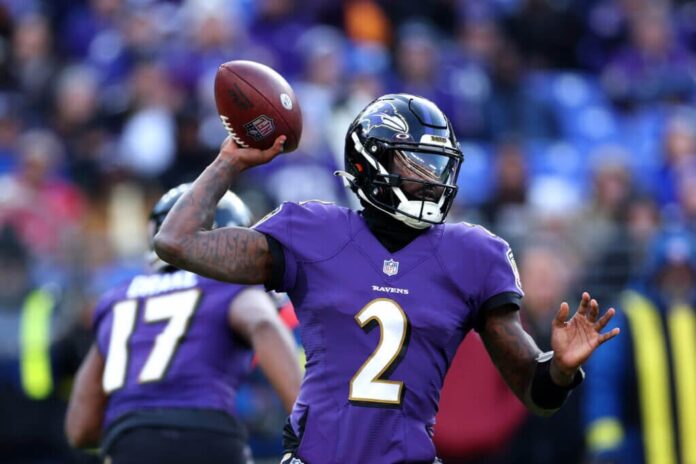 Firman Dolphins al QB Tyler Huntley