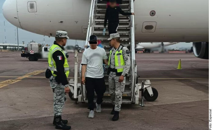 Lo vinculan a proceso tras desviar vuelo