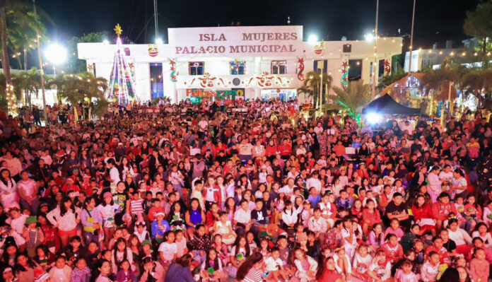 Gozan en Isla Mujeres de 'Navidad con la Gente'