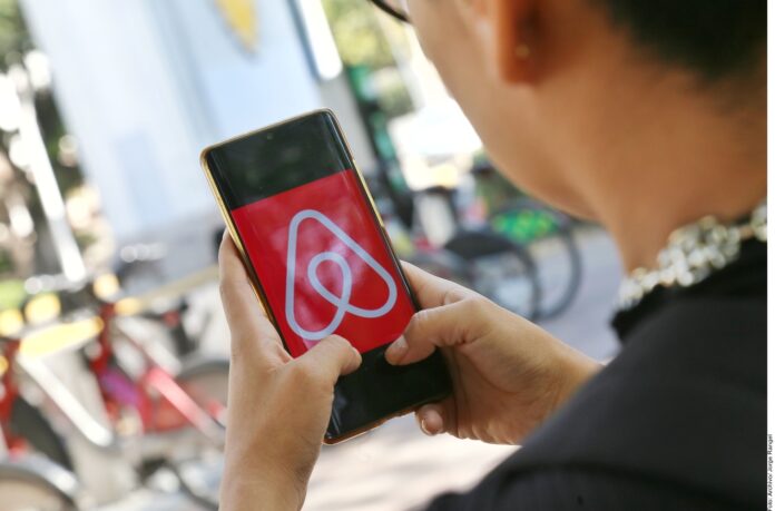 Buscan acuerdo por apps de alquiler en la CDMX