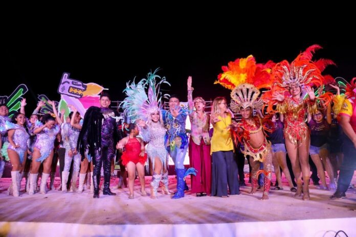 Eligen a reinas y reyes del Carnaval Playa del Carmen 2025