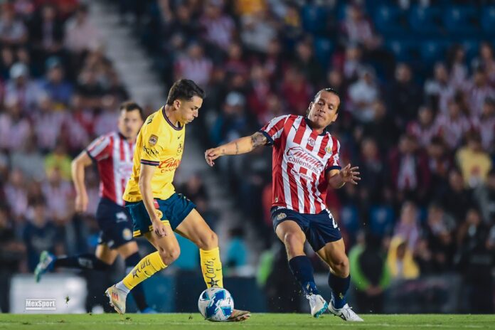 Inicia en Concacaf trilogía de América contra Chivas