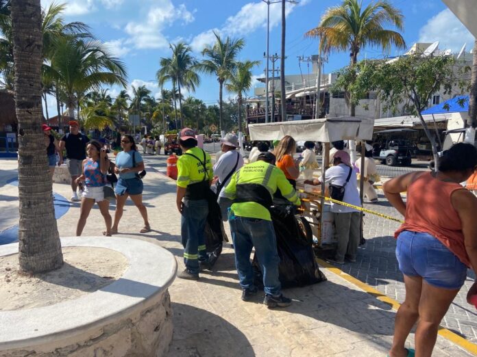 Refuerzan limpieza en zona centro de Isla Mujeres