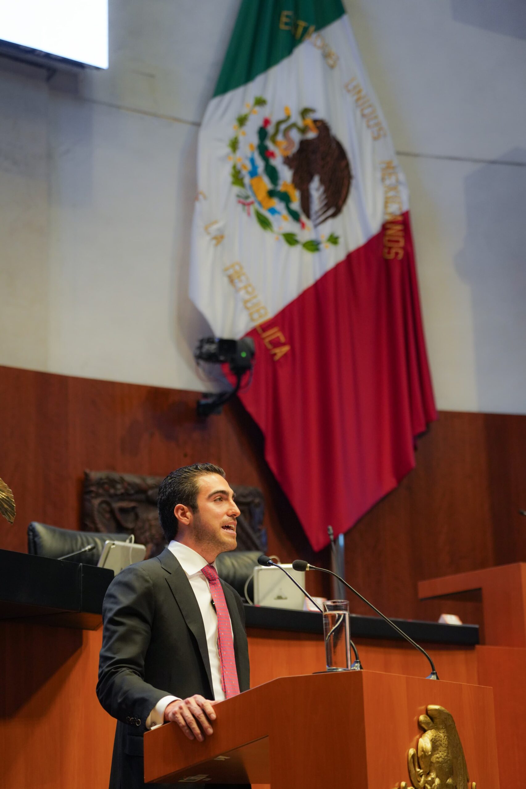 Gino Segura alza la voz por la vivienda 1 gino segura alza la voz por la vivienda1 scaled