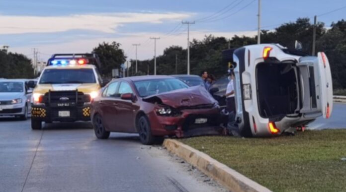 Mueve a vecinos peligros de la avenida 135; piden semáforos