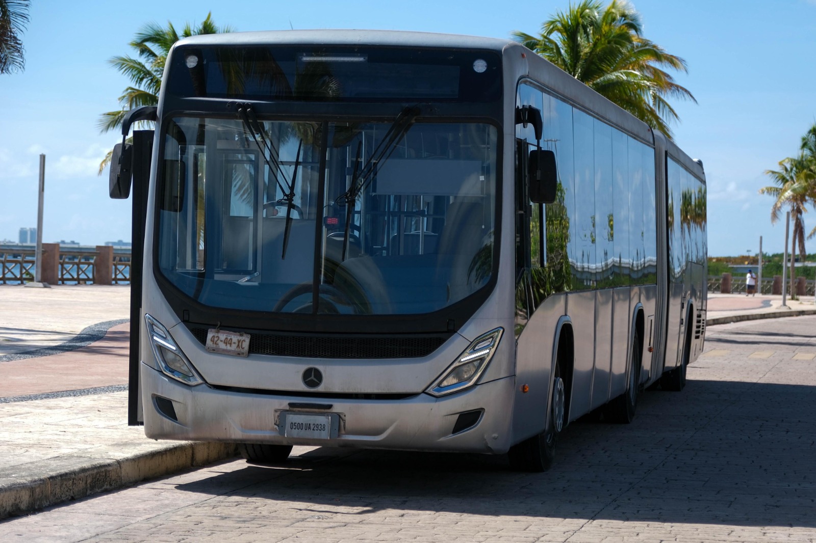Hacen ensayos con autobuses articulados en Cancún 2 hacen ensayos con autobuses articulados en cancun2