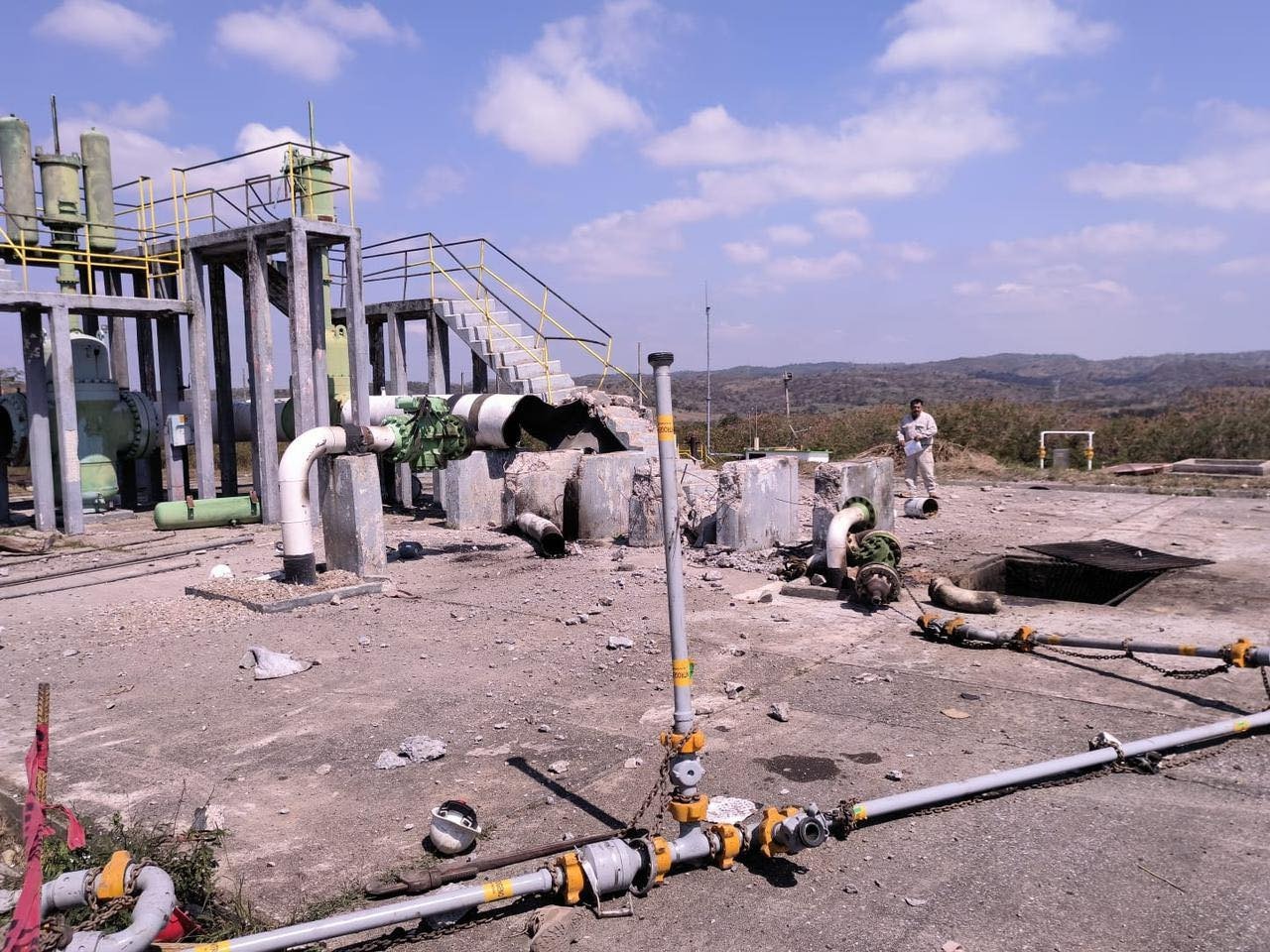 explota ducto de pemex en oaxaca hay tres muertos1