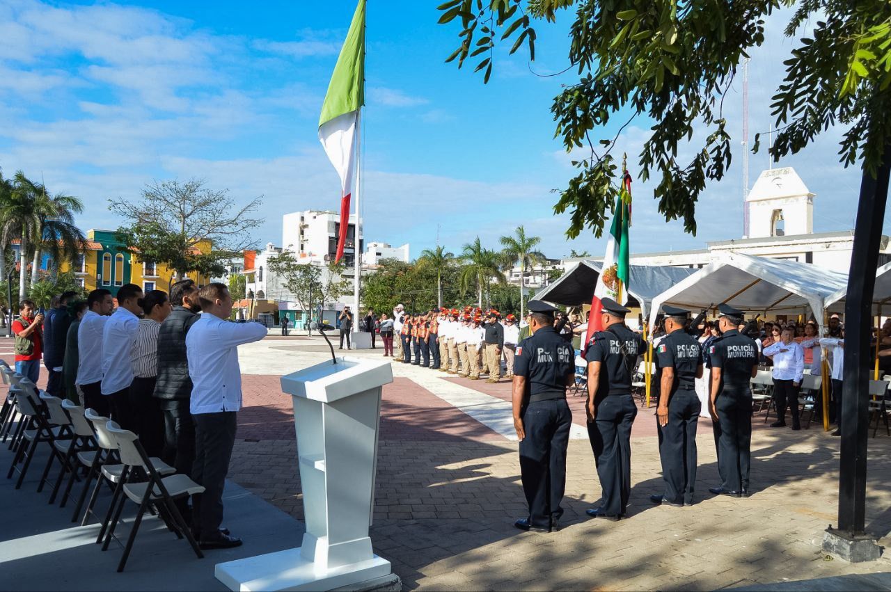 Honra Playa del Carmen la Bandera con llamado a la cohesión social ...