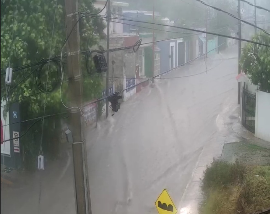 afectan lluvias a mas de 20 colonias de campeche2