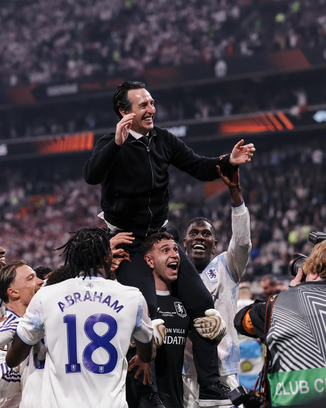 gana el aston villa el titulo de la europa league1
