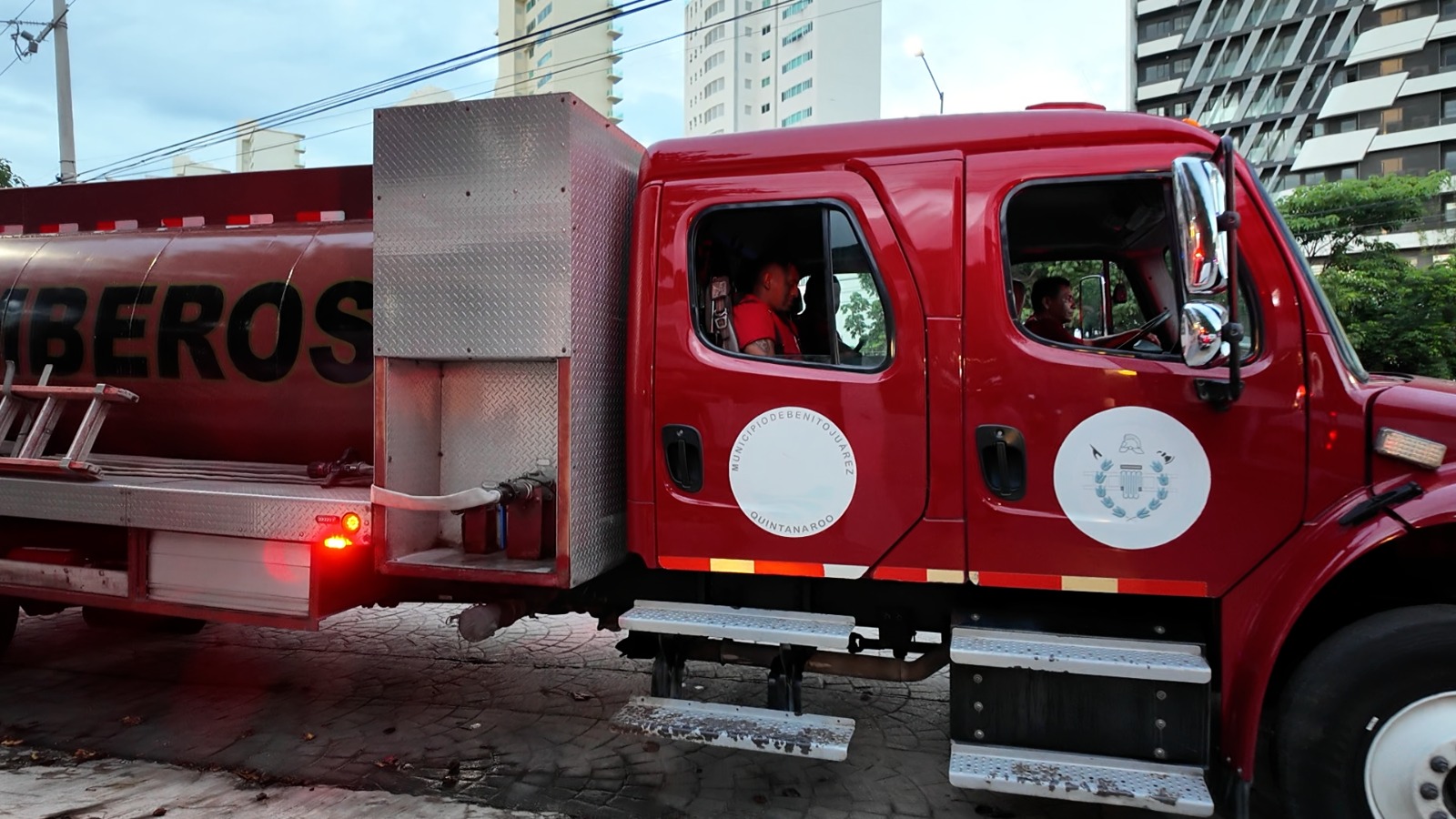 Los bomberos son héroes infravalorados 2 los bomberos son heroes infravalorados